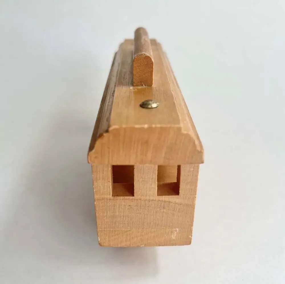 San Francisco Powell & Hyde Wooden Cable Car Toy Souvenir